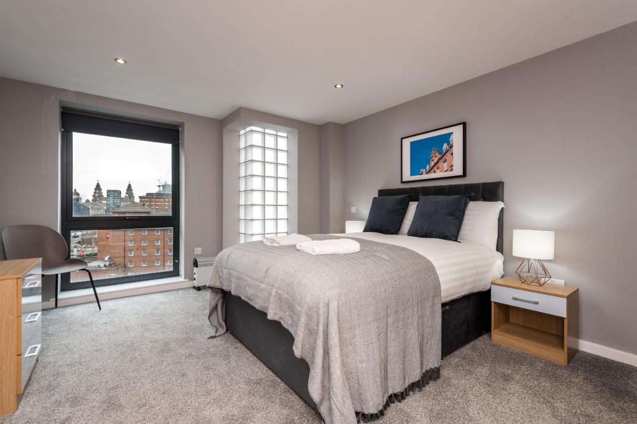 Host Apartments - Contemporary 3 Bed Apt With Balcony - Perfect For Long Stays Liverpool Luaran gambar